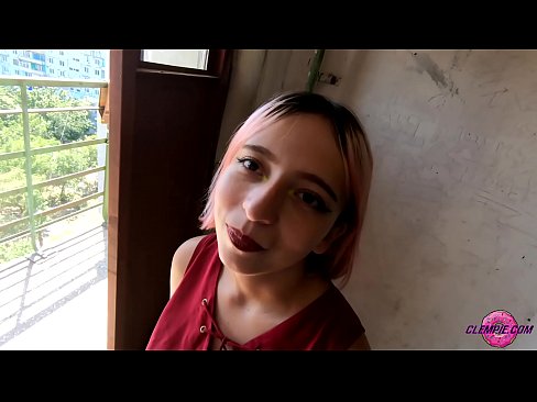 ❤️ Студент Sensual відсмоктує незнайомця в глибинці - сперма йому на обличчя Анальне порно у нас ☑